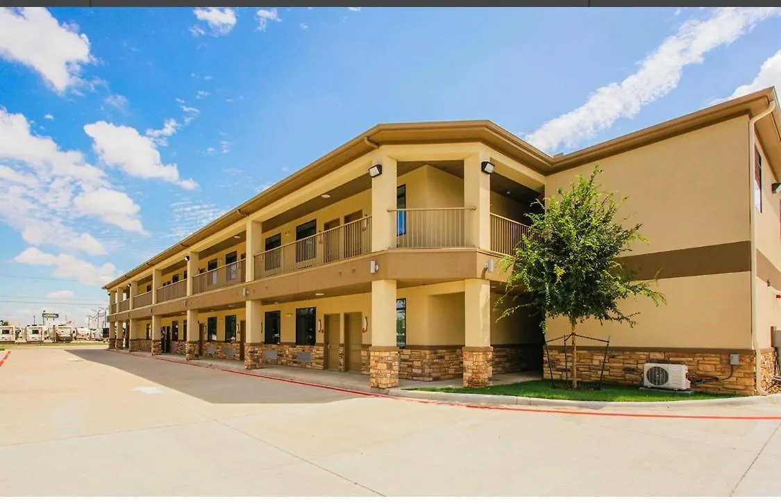 4 Smart Couple Hotels Near Heritage Museum of Montgomery